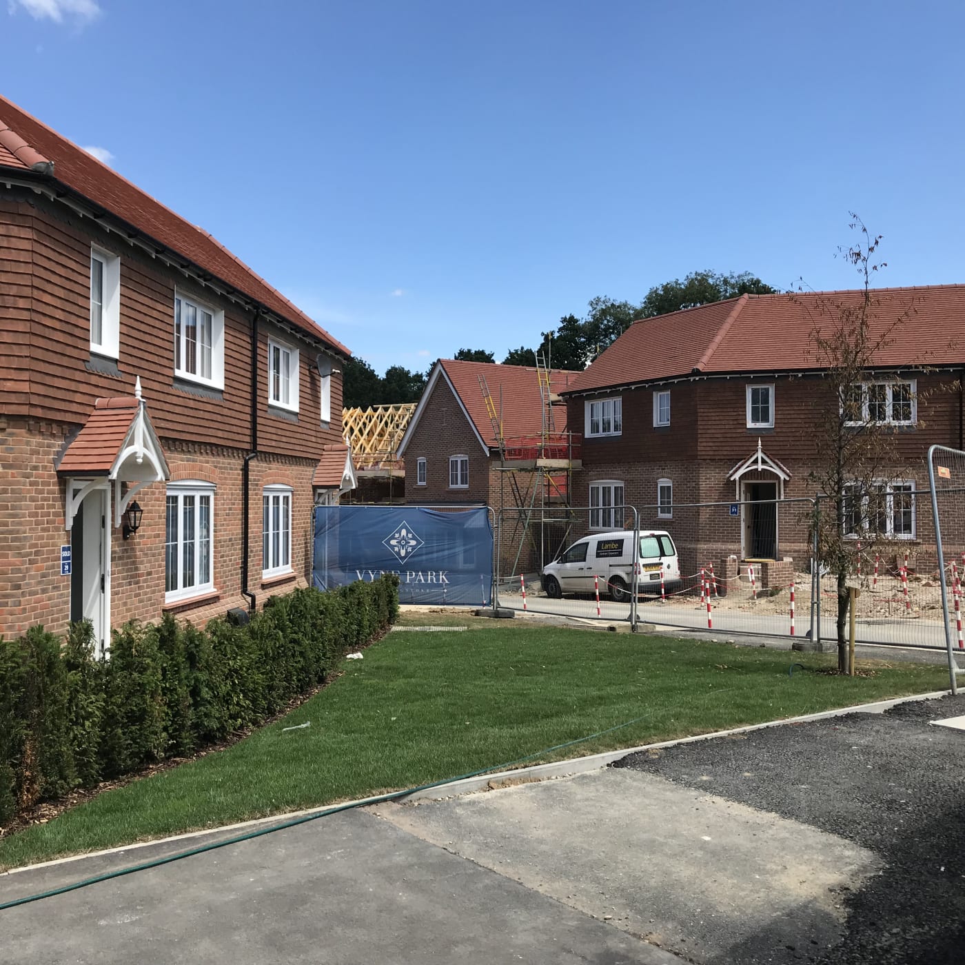 Contract Tiling for Building Companies