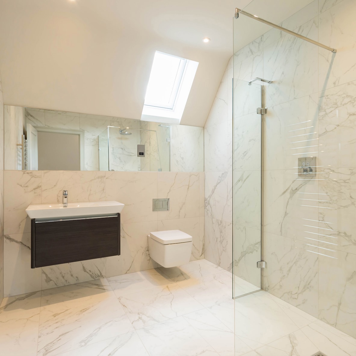 High Quality Marble Bathroom Tiling